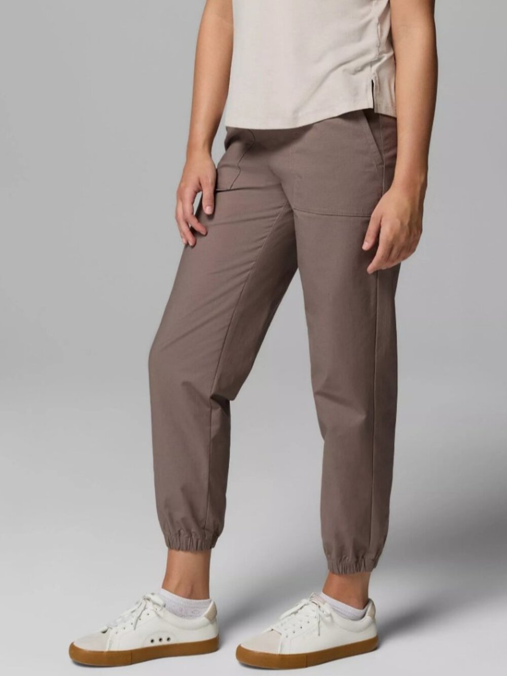 Columbia Women's ROC Ripstop Jogger in Iron size XS NWT $65